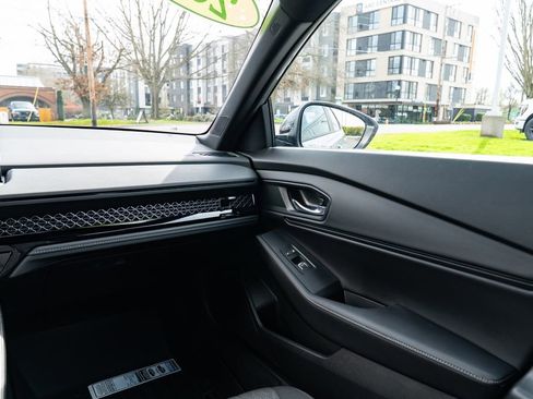 Used 2023 Honda Accord Sport image 10
