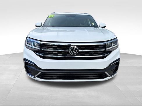 Used 2021 Volkswagen Atlas Cross Sport SE w/ V6 Towing Package FWD image 3