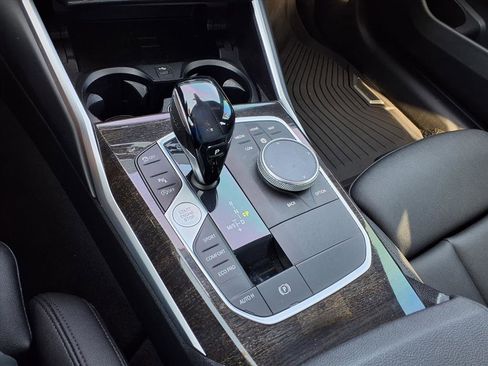 Used 2020 BMW 330i Sedan w/ Premium Package image 25