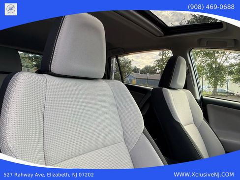 Used 2017 Toyota RAV4 XLE image 22