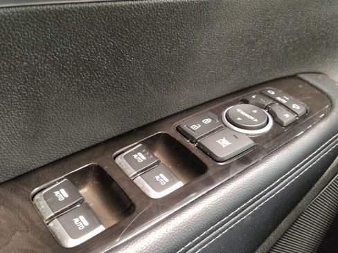 Used 2018 Kia Sorento EX FWD image 27