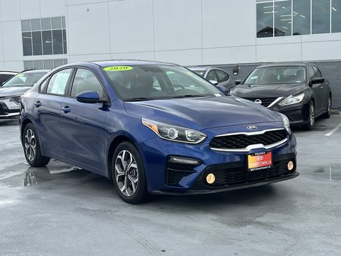 Used 2020 Kia Forte LXS image 10