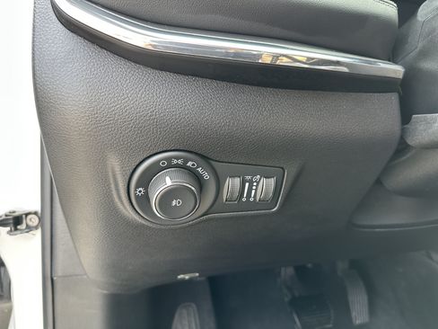 Used 2022 Jeep Compass High Altitude AWD/4WD image 35