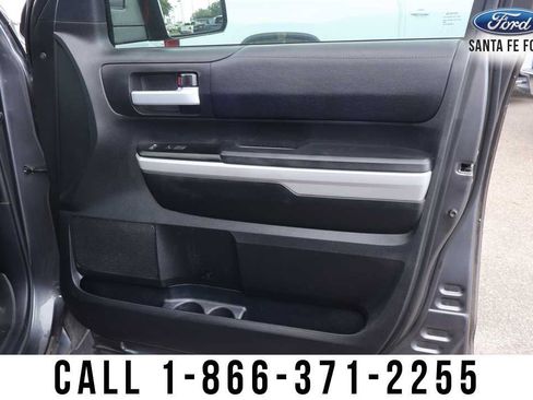Used 2019 Toyota Tundra SR5 w/ SR5 Upgrade Package AWD/4WD image 32