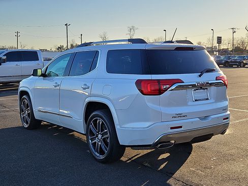 Used 2017 GMC Acadia Denali w/ Technology Package image 4