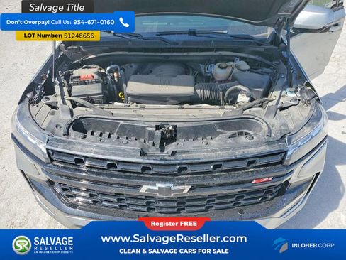 Used 2023 Chevrolet Suburban Z71 w/ Luxury Package AWD/4WD image 16