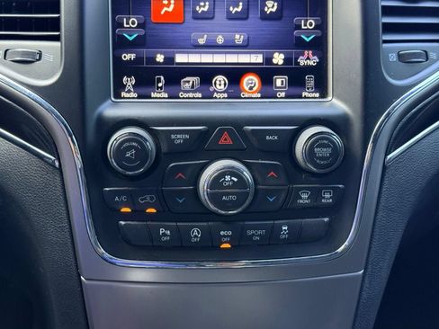Used 2017 Jeep Grand Cherokee Trailhawk w/ Trailhawk Luxury Group AWD/4WD image 45