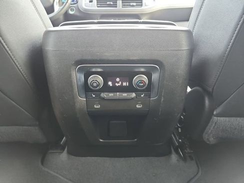 Certified 2023 Chevrolet Suburban Premier image 31