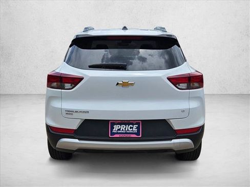 Used 2025 Chevrolet TrailBlazer LT AWD/4WD image 7