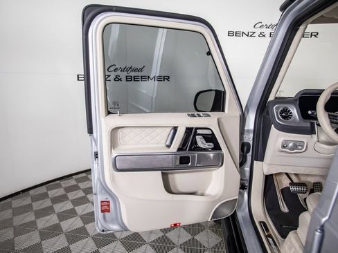 Used 2025 Mercedes-Benz G 63 AMG 4MATIC image 17