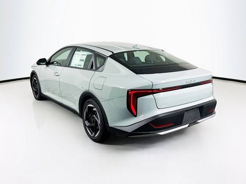 New 2025 Kia K4 EX image 7