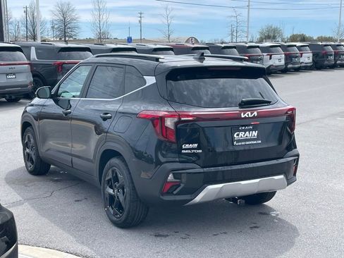 New 2026 Kia Seltos EX FWD image 5