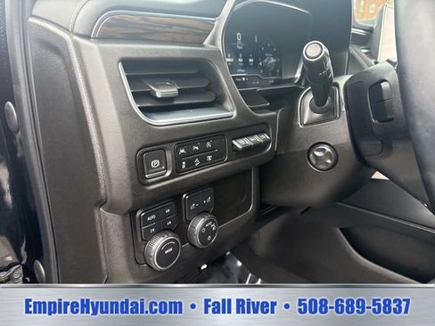 Used 2023 Chevrolet Tahoe Premier w/ Premium Package 2 AWD/4WD image 23