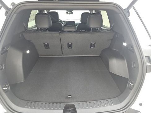 New 2026 Chevrolet Equinox LT image 10