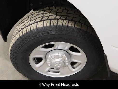 Used 2022 RAM 2500 Tradesman AWD/4WD image 29