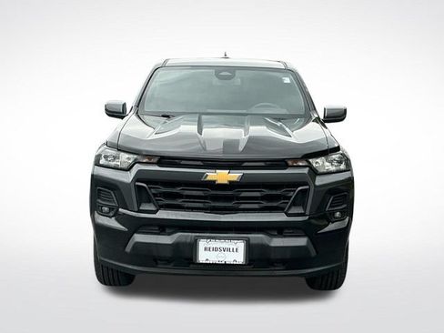 Used 2023 Chevrolet Colorado LT w/ LT Convenience Package II AWD/4WD image 10