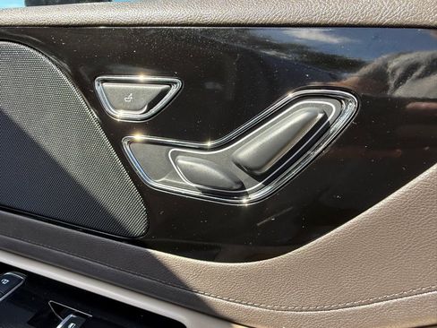 Used 2022 Lincoln Aviator 2WD image 29