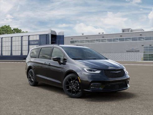New 2026 Chrysler Pacifica Select image 30