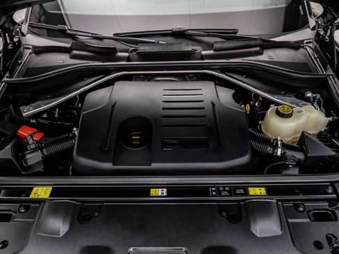 Used 2024 Land Rover Range Rover SE image 92