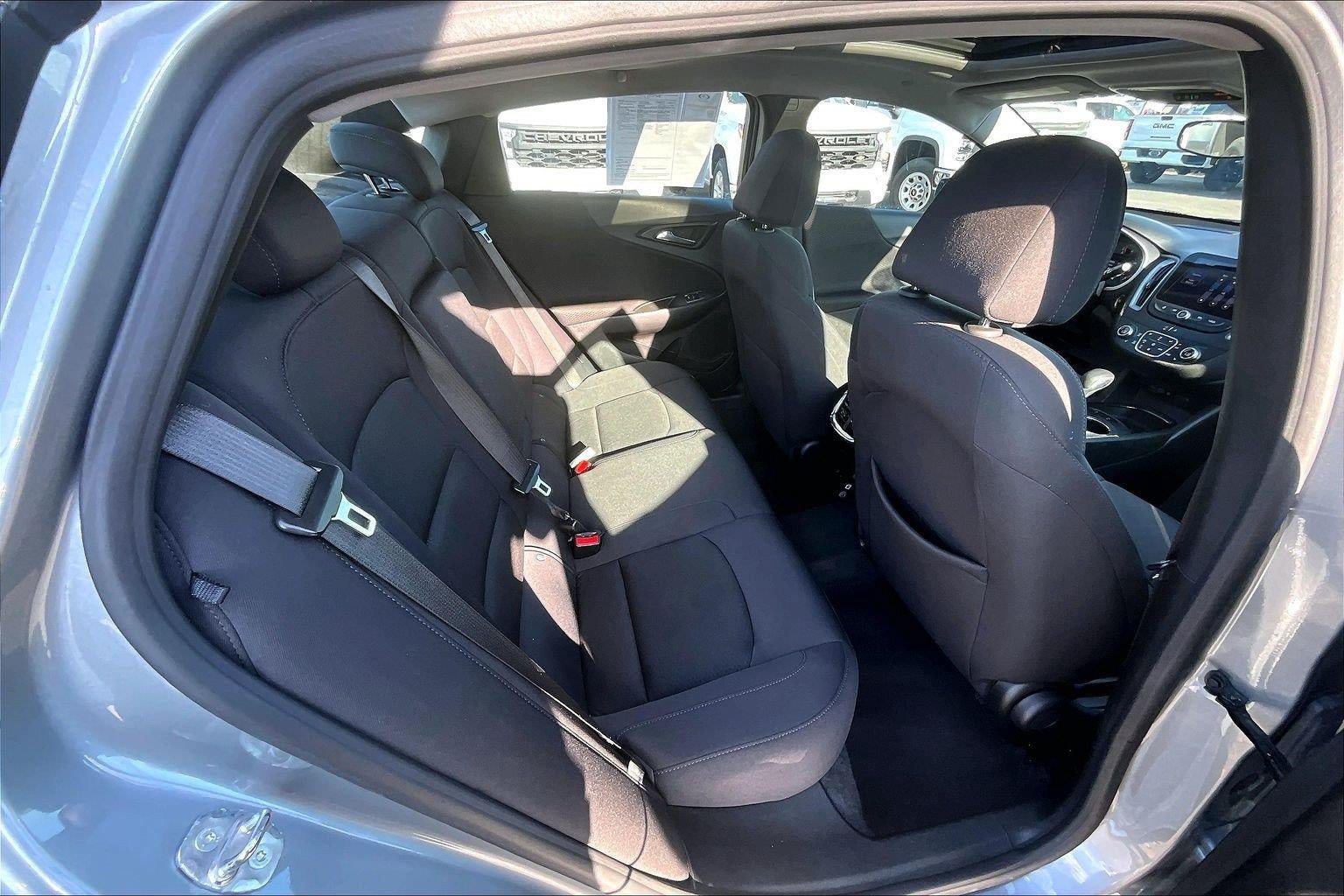 Used 2024 Chevrolet Malibu LT FWD image 23