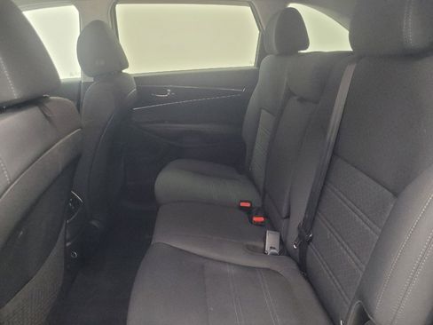 Used 2020 Kia Sorento S AWD/4WD image 18