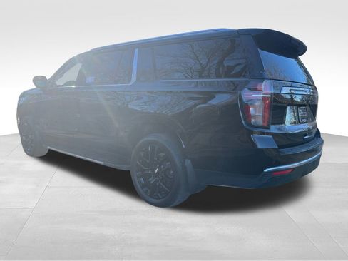 Used 2024 Chevrolet Suburban LS w/ Driver Alert Package image 12