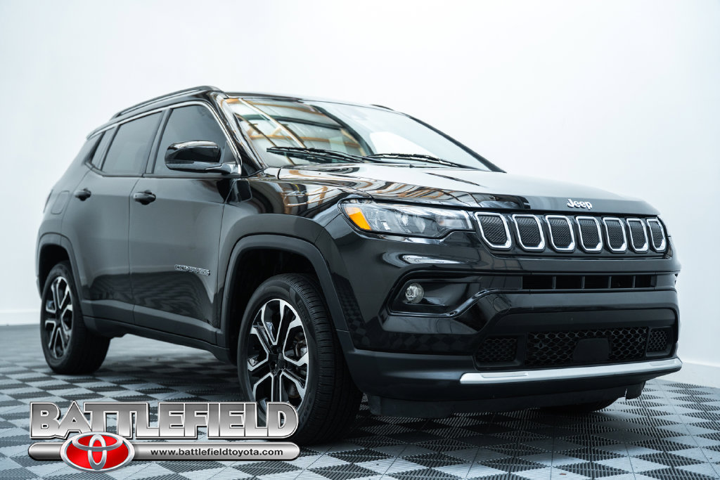 Used 2022 Jeep Compass Limited w/ Sun and Sound Group AWD/4WD image 1