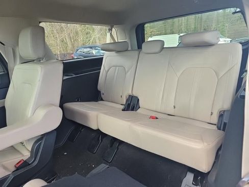 Used 2022 Ford Expedition Max Limited image 10