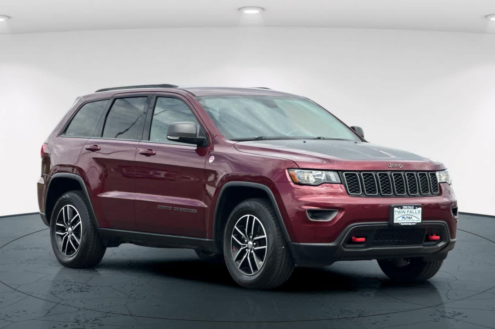 Used 2018 Jeep Grand Cherokee Trailhawk AWD/4WD image 5