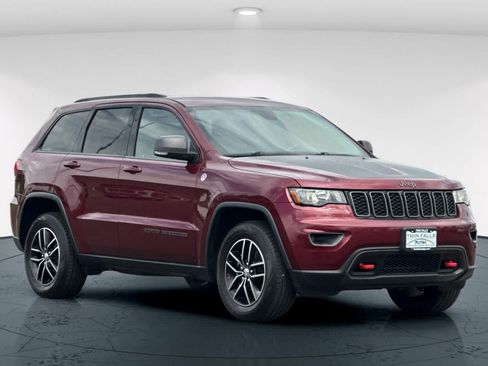 Used 2018 Jeep Grand Cherokee Trailhawk AWD/4WD image 5