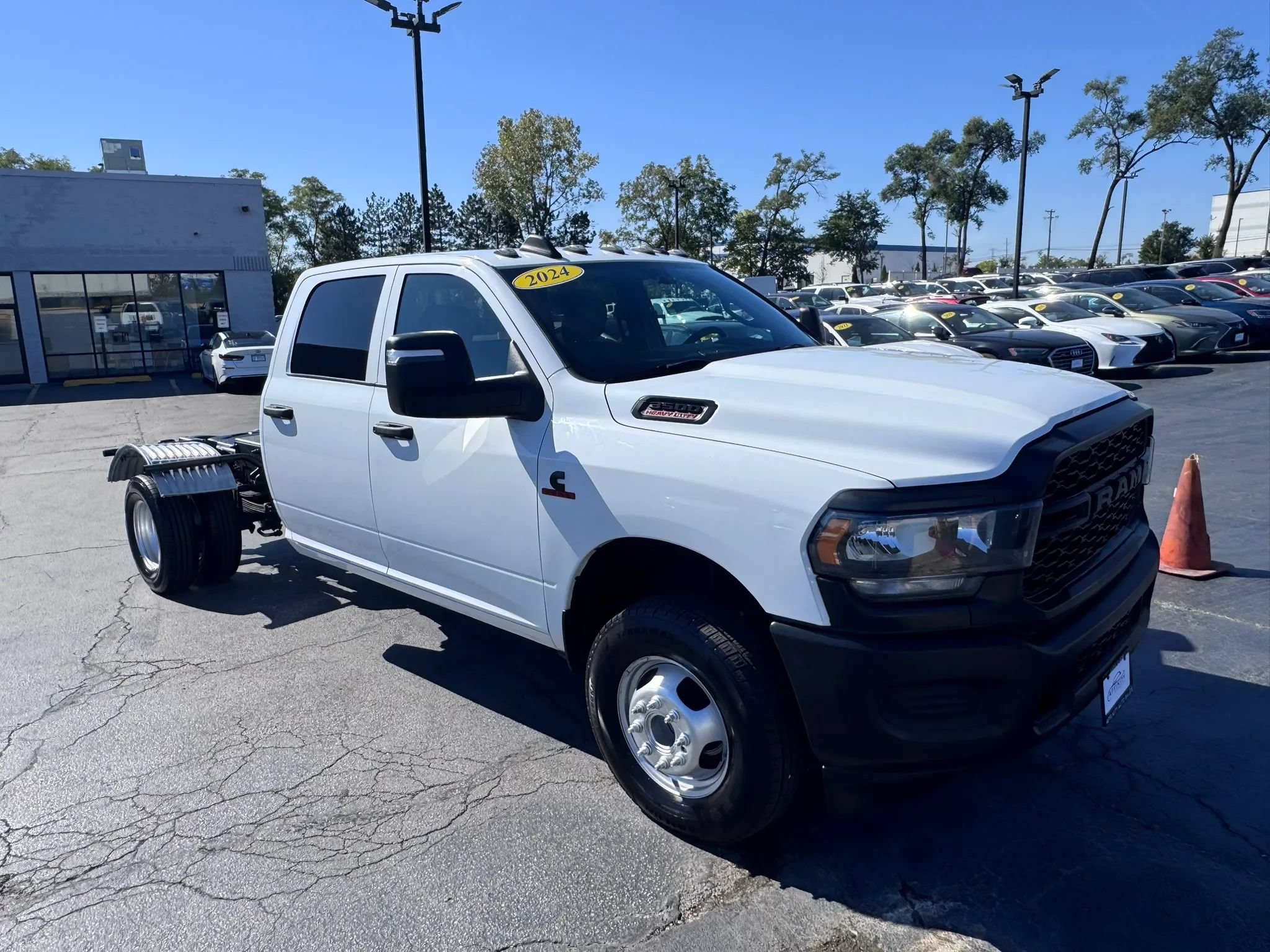 Used 2024 RAM 3500 Tradesman w/ Max Tow Package RWD image 5