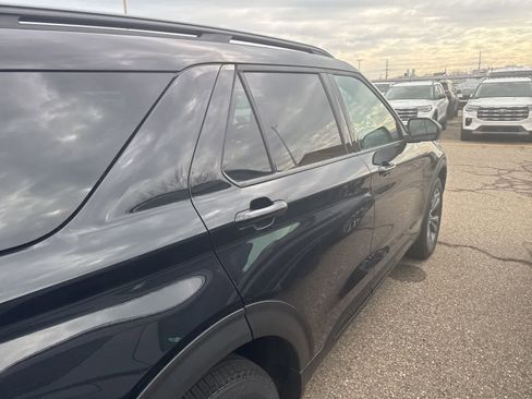 New 2026 Ford Explorer Active w/ Active Comfort Package image 14