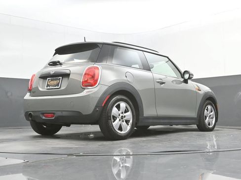 Used 2019 MINI Cooper 2-Door Hardtop FWD image 39