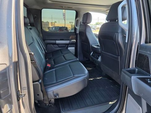 Used 2021 Ford F150 Lariat w/ Equipment Group 502A High AWD/4WD image 18