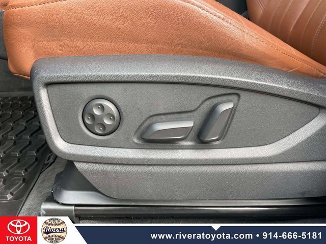 Used 2024 Audi Q5 2.0T Premium AWD/4WD image 18