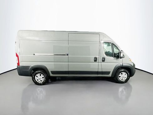 New 2026 RAM ProMaster 2500 w/ Quick Order Package 22G SLT image 8