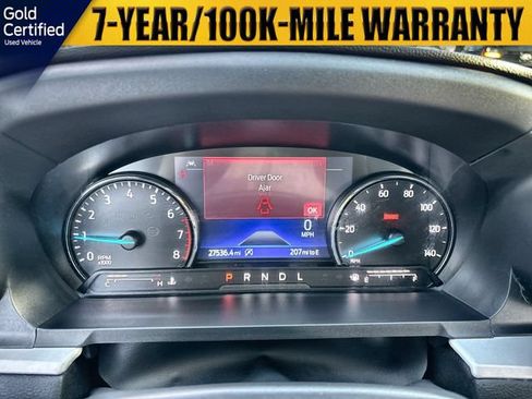 Used 2024 Ford Explorer XLT RWD image 24