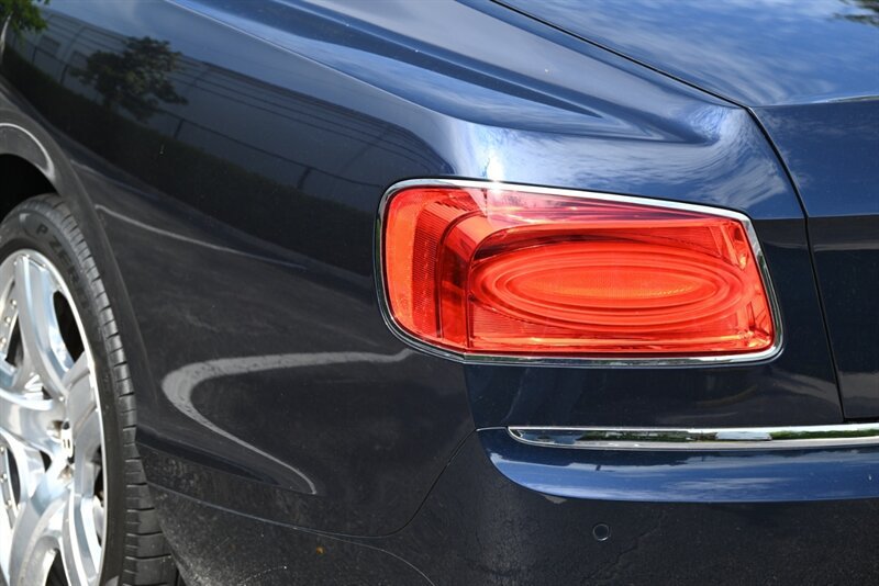 Used 2014 Bentley Flying Spur W12 AWD/4WD image 13