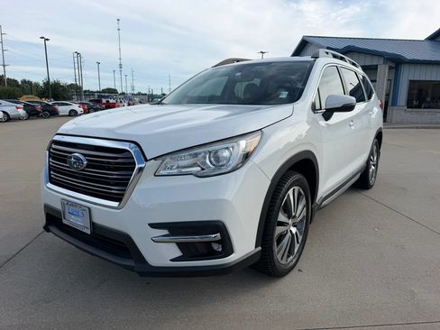 Used 2020 Subaru Ascent Limited w/ Technology Package AWD/4WD image 2