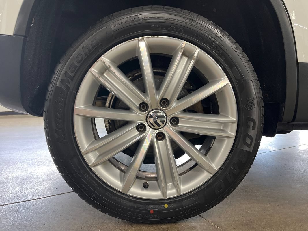 Used 2014 Volkswagen Tiguan SE AWD/4WD image 29