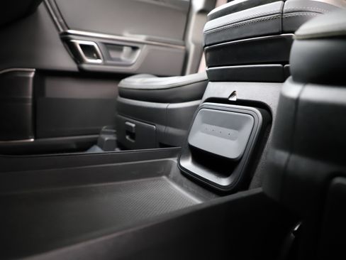 Used 2023 Rivian R1S Adventure image 25