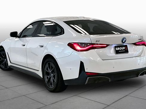 Used 2023 BMW i4 eDrive40 w/ Premium Package RWD image 11