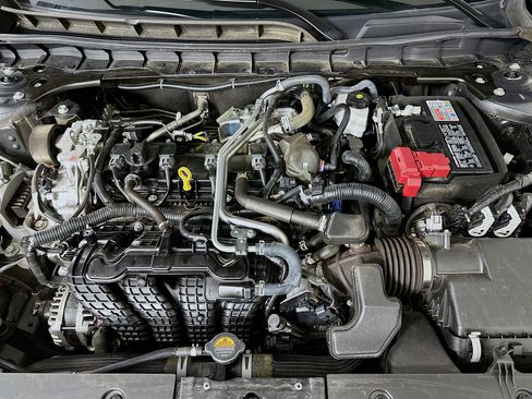 Used 2025 Nissan Altima 2.5 SV image 31