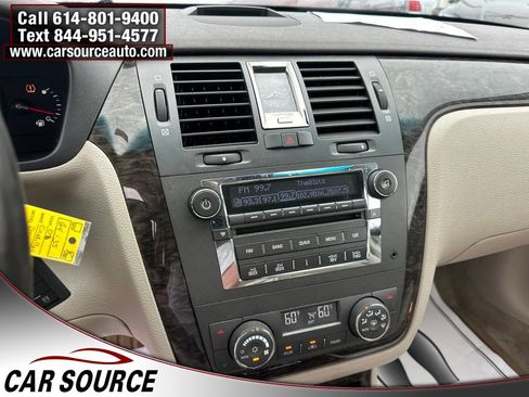 Used 2008 Cadillac DTS w/ Sun And Sound Package FWD image 21