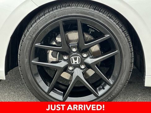 Used 2022 Honda Civic Sport image 24