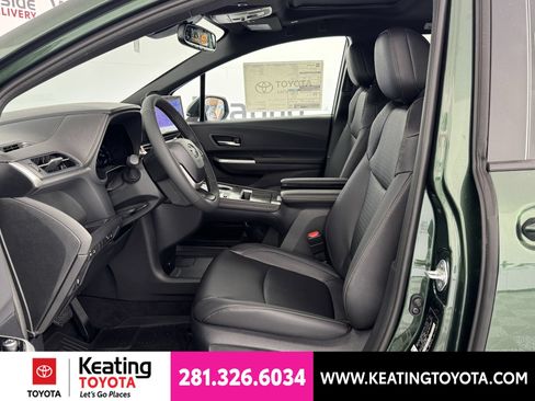 New 2026 Toyota Sienna XLE Woodland Edition AWD/4WD image 5