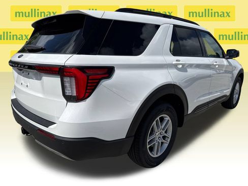 New 2026 Ford Explorer Active w/ Active Comfort Package RWD image 15