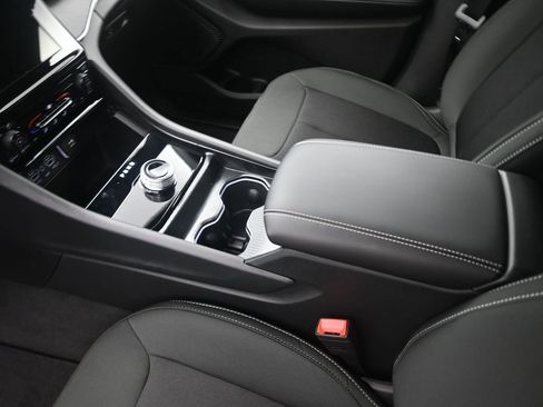 New 2026 Jeep Grand Cherokee Laredo image 31