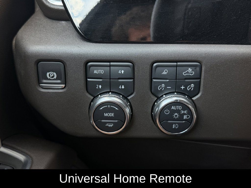 Used 2024 GMC Sierra 1500 SLT AWD/4WD image 28