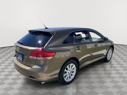 Used 2012 Toyota Venza LE image 8
